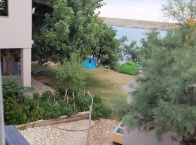 Camp Pere Campeggio Pag Town