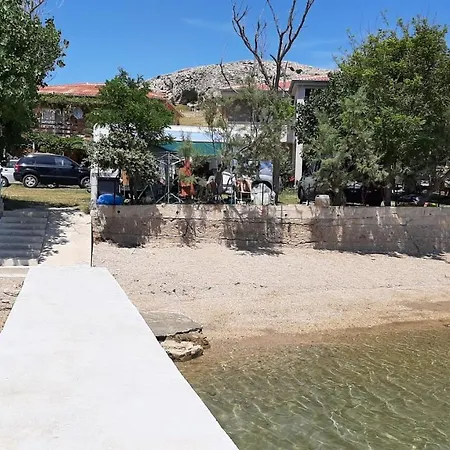 Camp Pere * Pag Town